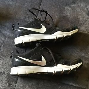 Nike Womens In Season TR2 running shoes